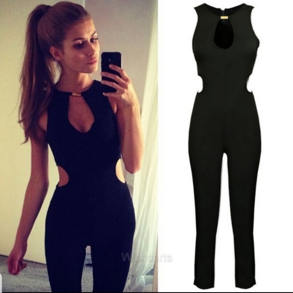 Black O-neck Sleeveless Jumpsuit Romper